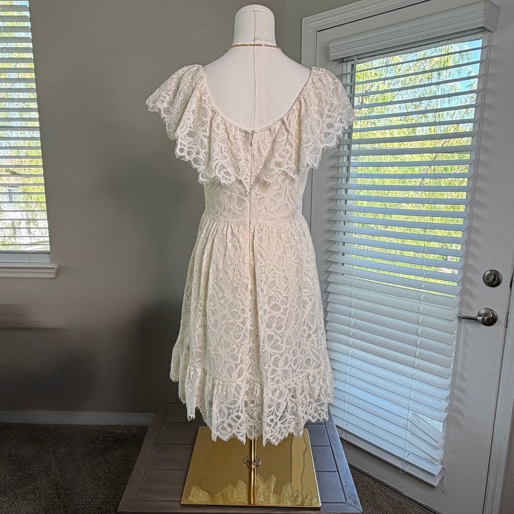 Valentino Ivory Floral Lace Tiered Mini Dress US 4 Coquette Romantic Luxury - Picture 3 of 15
